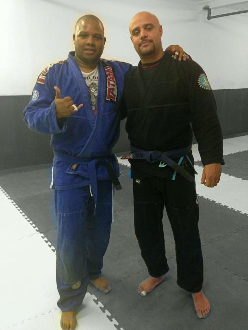Blue belt · December 14, 2011 · Promoted by Arlans Siqueira