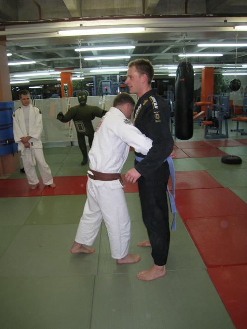 Blue belt · December 12, 2007 · Promoted by Henry Navorra