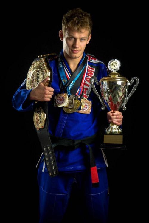 Black belt · March 31, 2012 · Promoted by Robson Barbosa