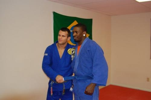 Blue belt · November 28, 2009 · Promoted by Regis Lebre