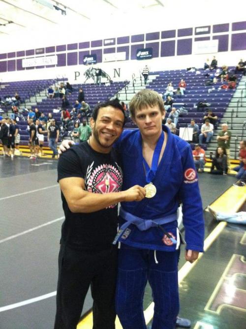 Blue belt · February 1, 2012 · Promoted by Professor Jorge Gurgel