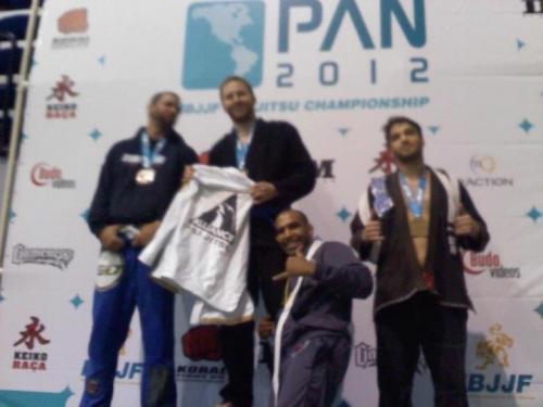 Blue belt · April 3, 2012 · Promoted by Rafael Rosendo Dos Santos