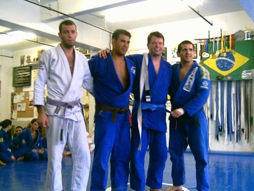 Blue belt · November 12, 2005 · Promoted by Fabio Holanda
