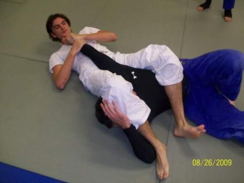 Blue belt · August 26, 2009 · Promoted by Roberto Torralbas