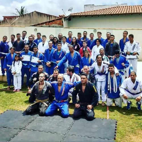 Purple belt · December 10, 2017 · Promoted by Rodrigo Tiemann
