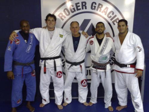 Brown belt · December 1, 2001 · Promoted by José Henrique Leão Teixeira
