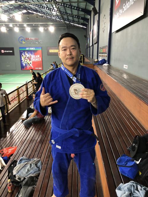 Don Tjonf