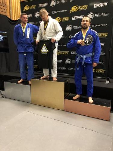 Swedish open blue belt super heavy weight