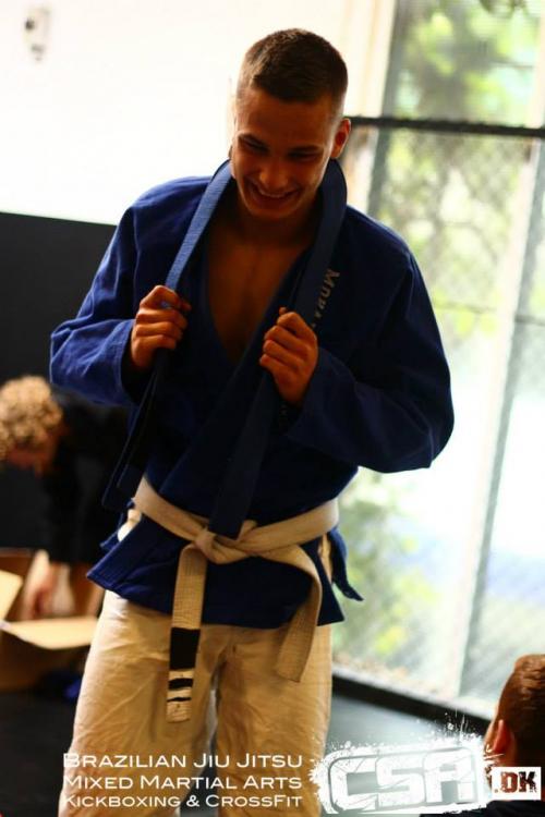Blue belt · June 21, 2014 · Promoted by Christian Graugart