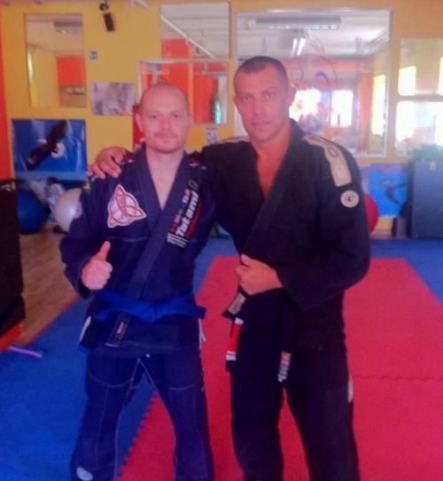 Blue belt · June 10, 2011 · Promoted by Galzenati Marci