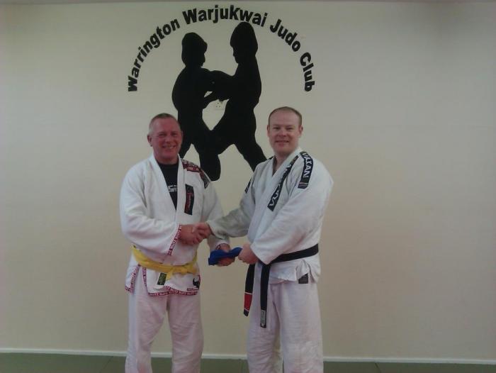 Blue belt · December 10, 2011 · Promoted by Colin Robinson