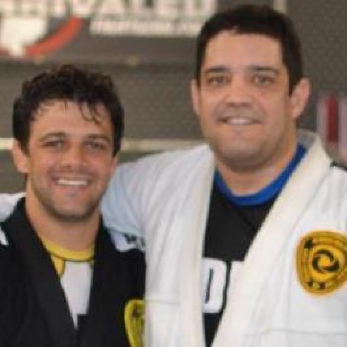Private lesson with one of the GOAT’s, Robinho!