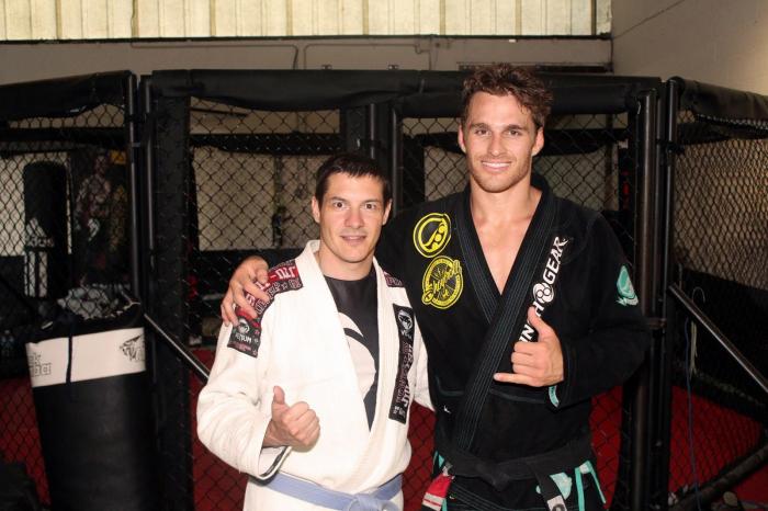 Blue belt · June 29, 2010 · Promoted by Emmanuel Fernandez "Pythagore"
