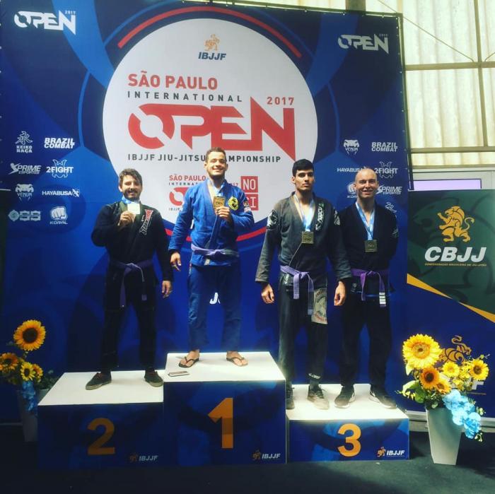 Purple belt · February 24, 2016 · Promoted by Fabricio Periera da Silva