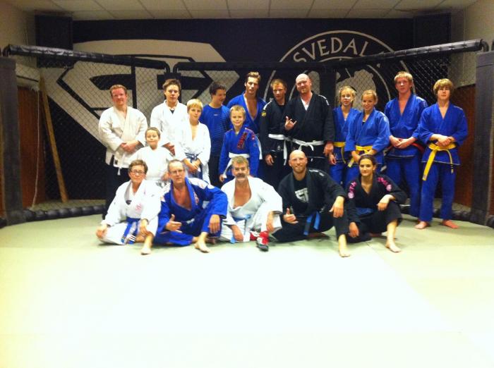 Blue belt · January 1, 2009 · Promoted by Marcelo Yogui