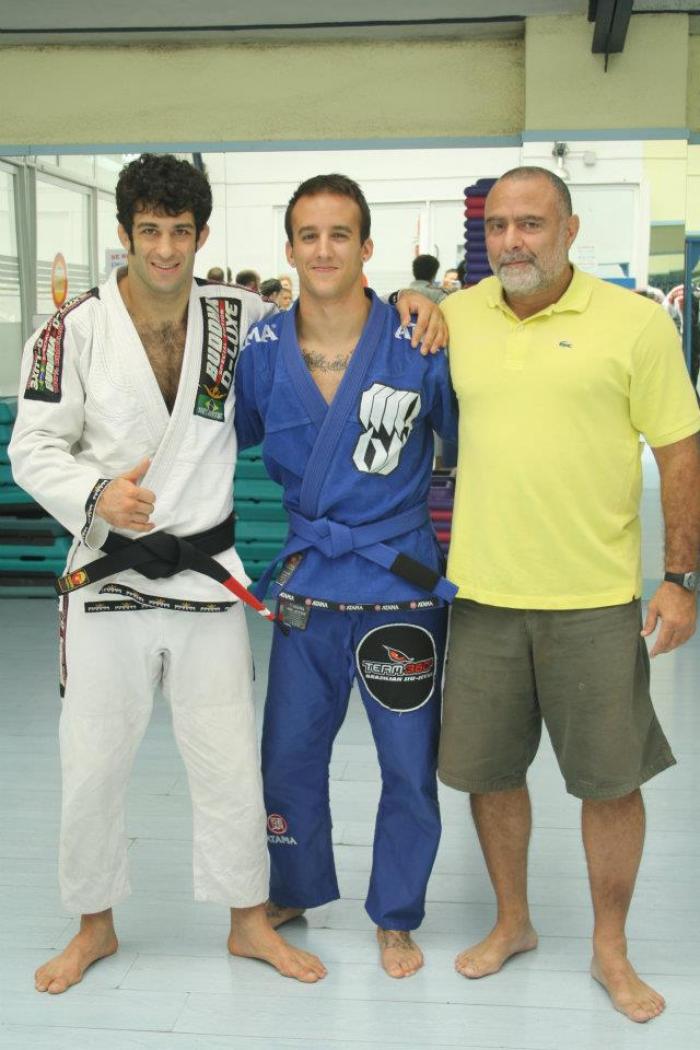 Blue belt · June 10, 2012 · Promoted by Mathias Fernandes Ribeiro