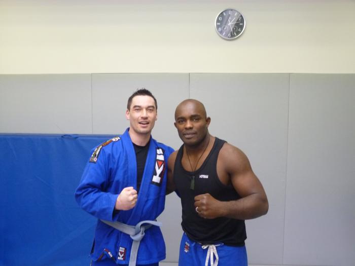 Blue belt · April 16, 2011 · Promoted by Leo Negao