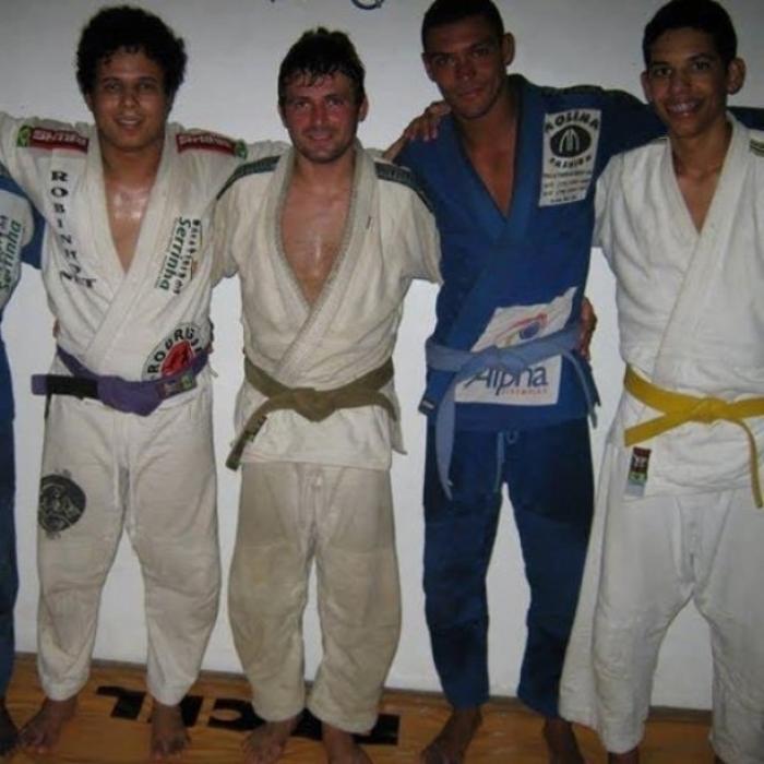 Blue belt · March 10, 2010 · Promoted by Humberto Tavares