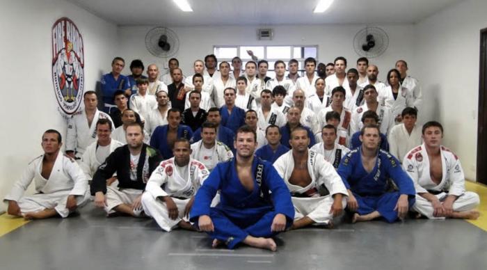 Black belt 1st degree · December 21, 2012 · Promoted by Master Carlos Gracie Jr.