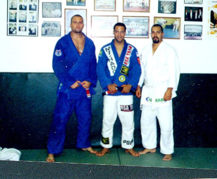 Blue belt · January 1, 1998 · Promoted by Prof. Kuka Rocha