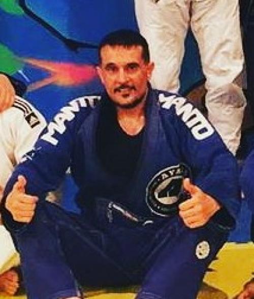 George Tzavellas