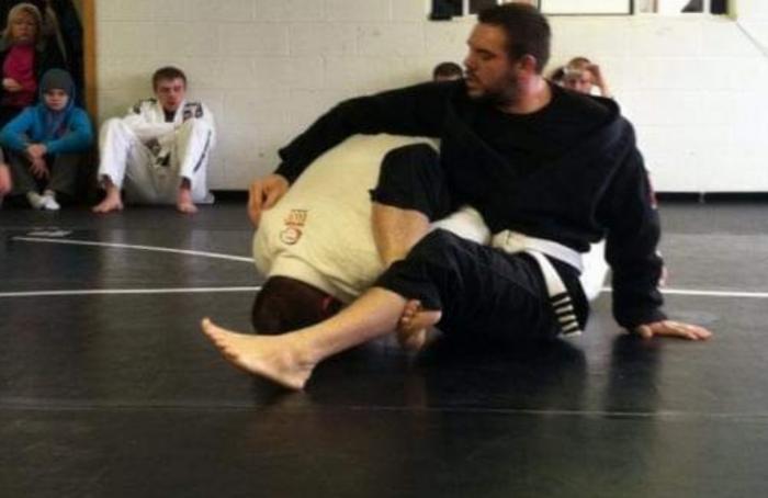 Comp pic omoplata (Oct. 2011)