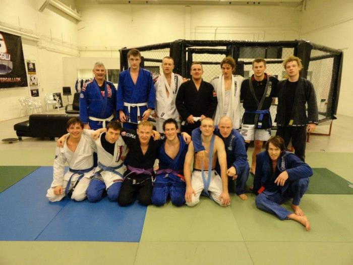 Blue belt · June 2, 2013 · Promoted by Rafael perlunger