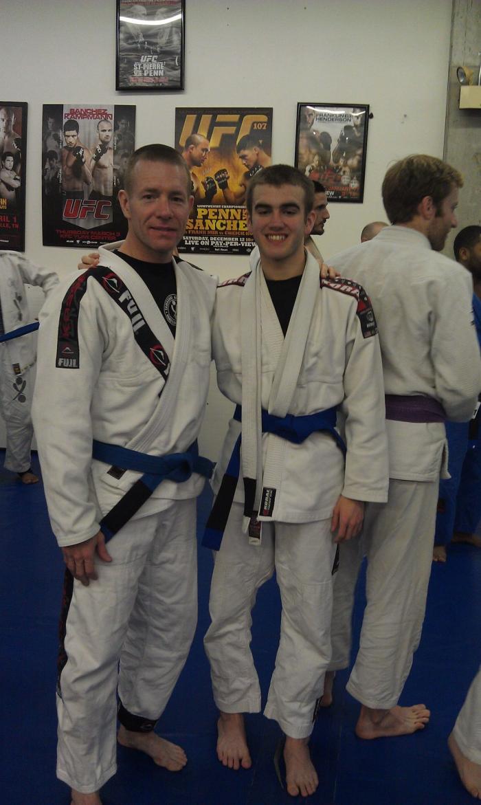 Blue belt · November 6, 2011 · Promoted by Fernando Yamasaki