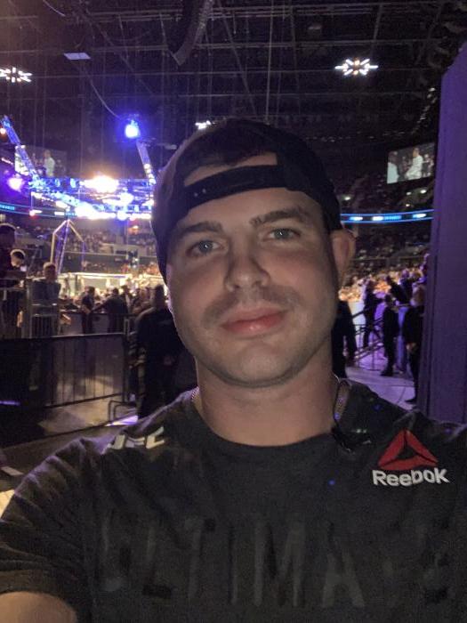 UFC 236 walkout with Brandon Davis