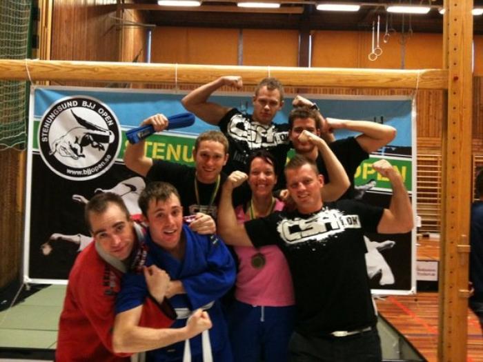 Blue belt · November 13, 2010 · Promoted by Christian Graugart