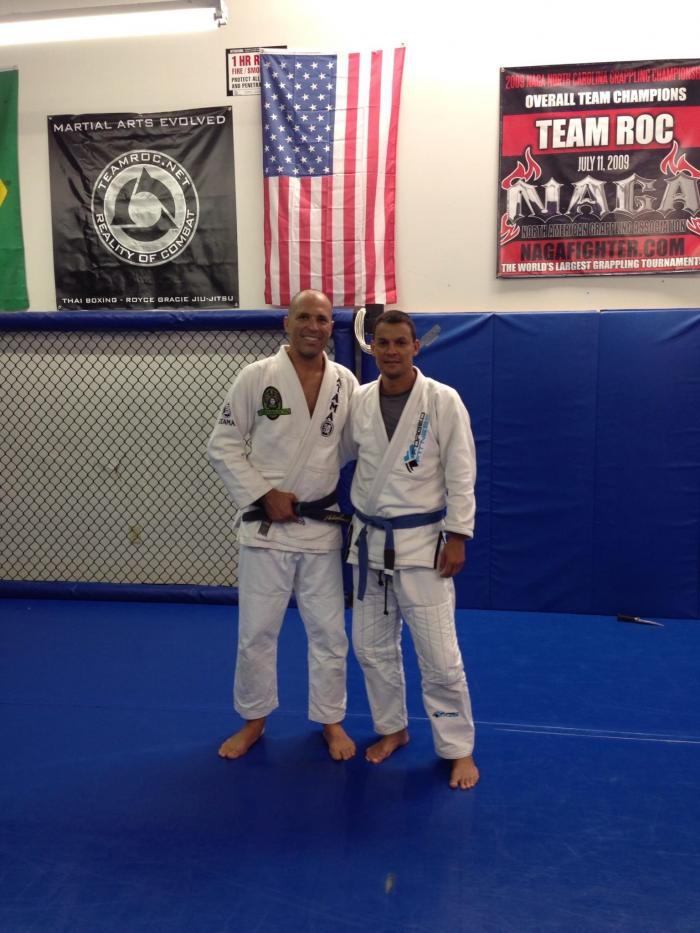 Blue belt · February 22, 2012 · Promoted by Eduardo de Lima