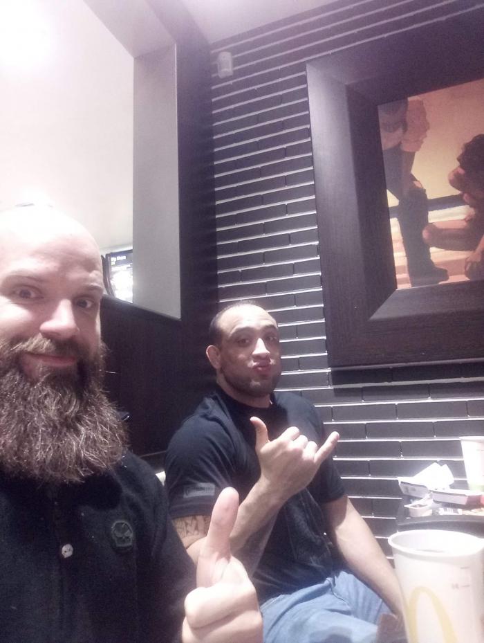 Burgers with Yuri Simoes