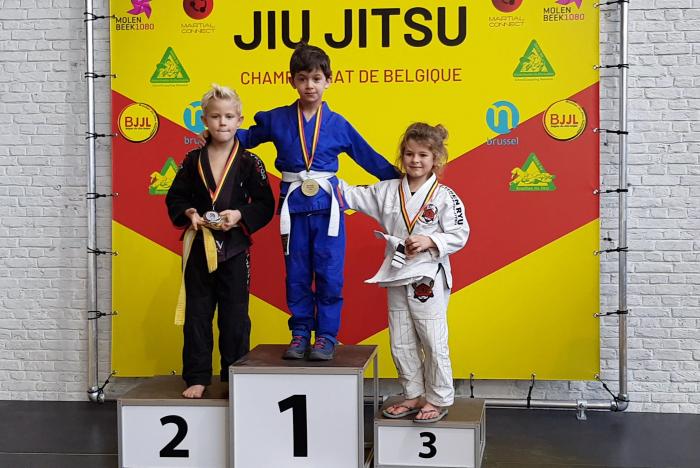 Second competition, Belgium, Gold