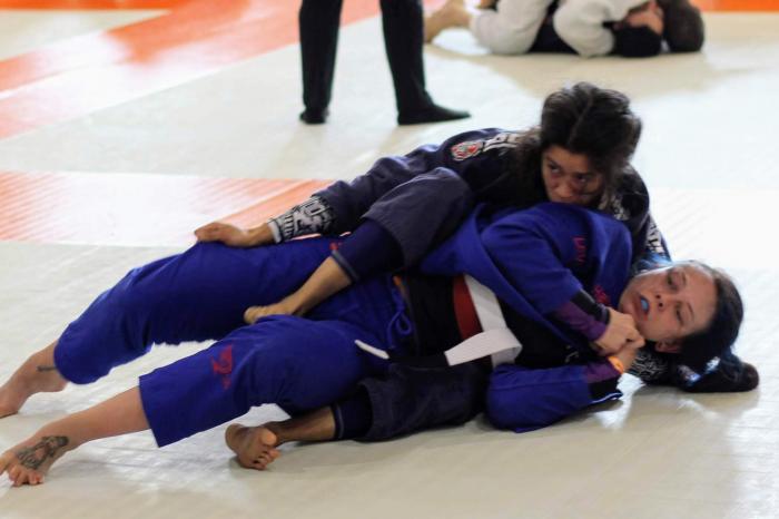 Small person choke
