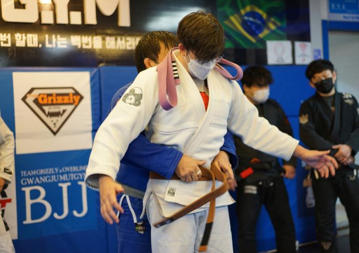Brown belt · March 20, 2021 · Promoted by 박강철, 임환휘