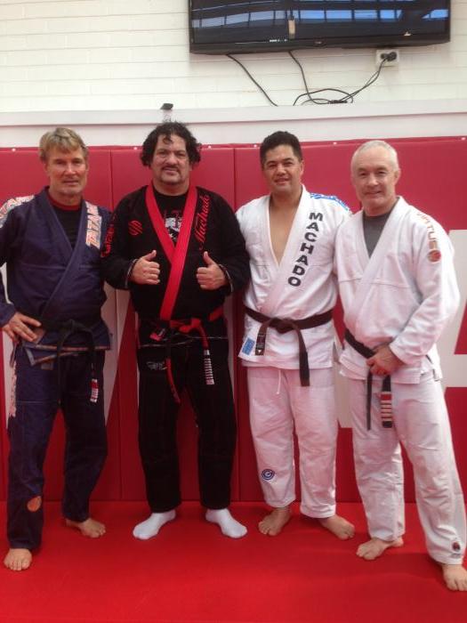 On the mat with legends