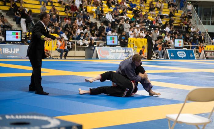 Proper Kimura. When applied Right way, Hard to resist, agree?