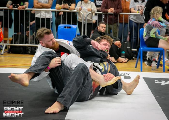 Bronze medal win via Bow and Arrow choke