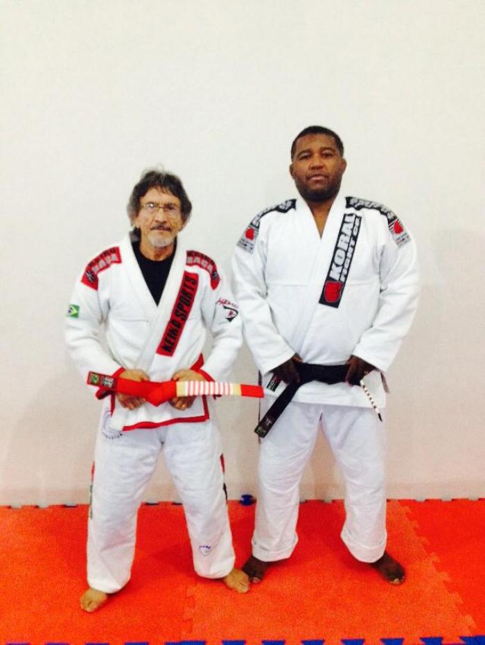 Hilton Leao da Silva > Beto (Roberto Ferreira)