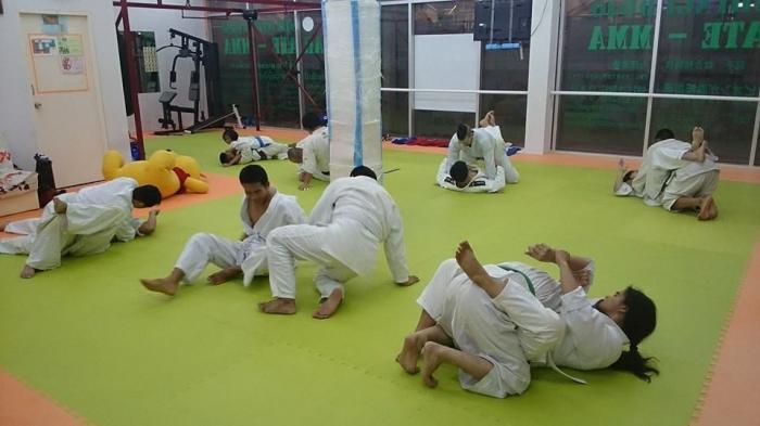White belt · April 25, 2014