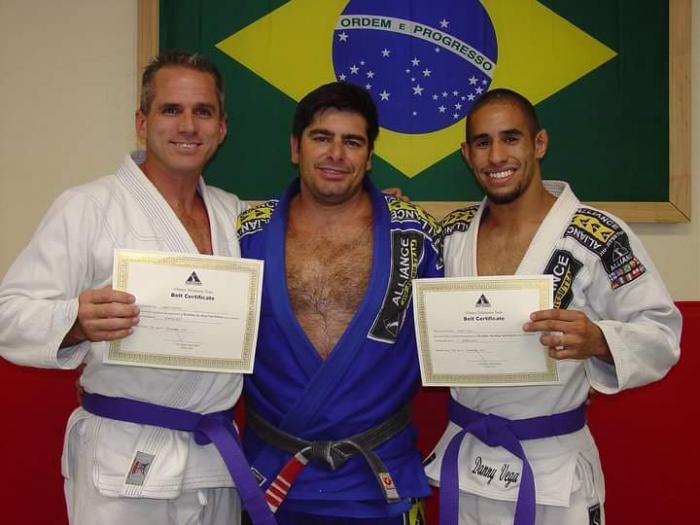 Purple belt · November 12, 2010 · Promoted by Felipe Neto