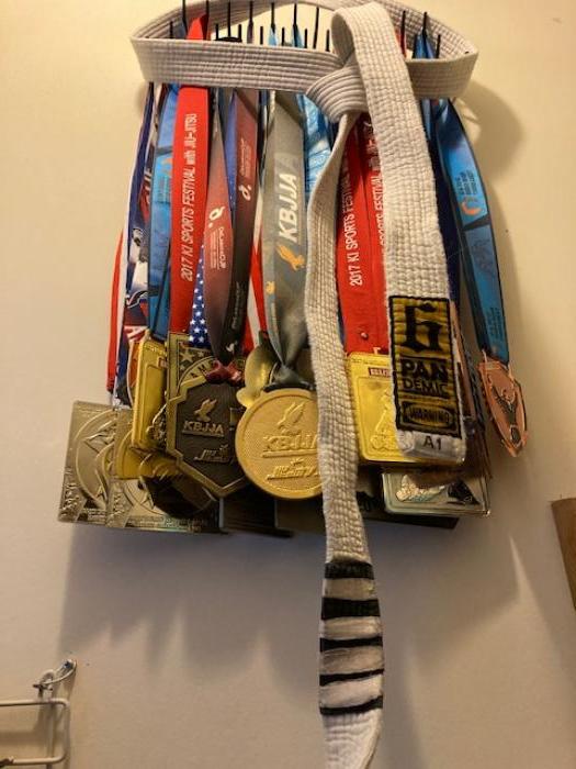 white belt medals