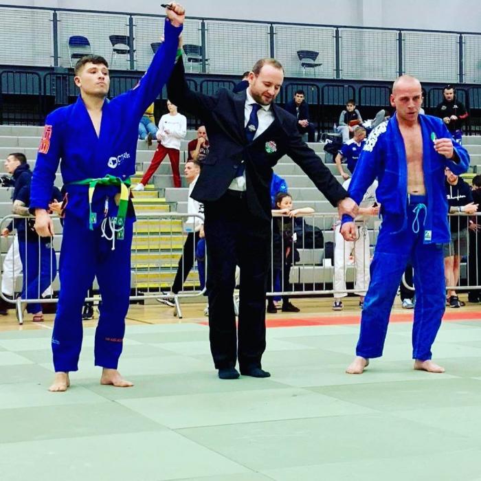 Match won at blue belt with jap necktie