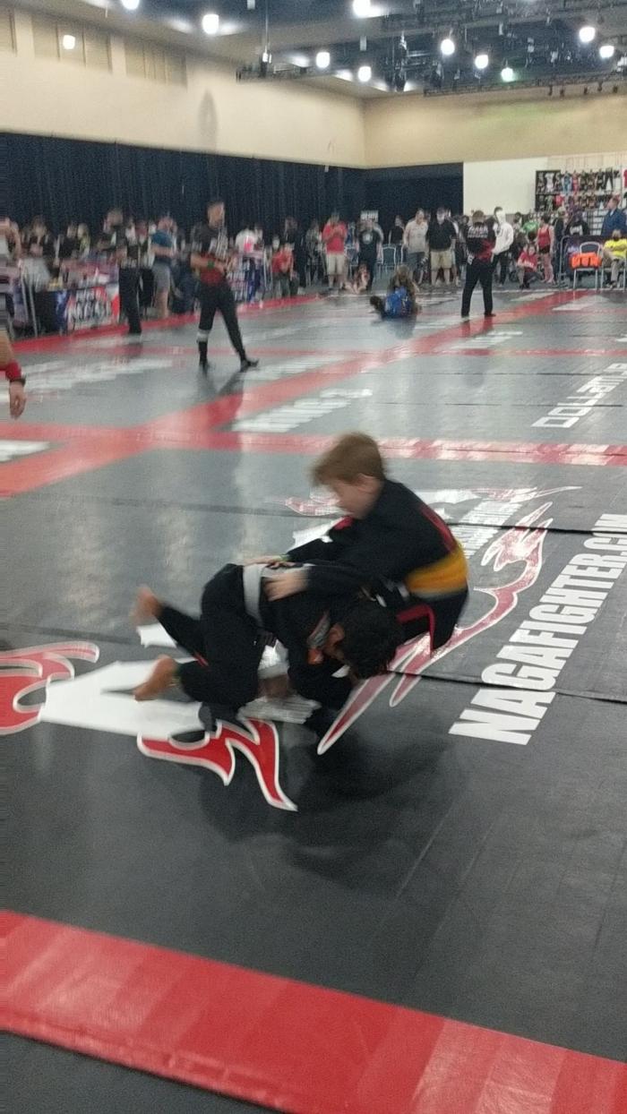 Double leg take down