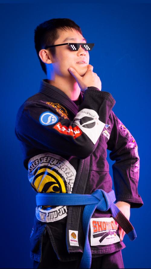 Adrian  Au