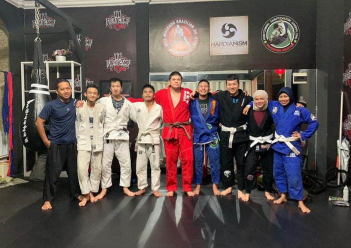 11 Fight Camp Family
