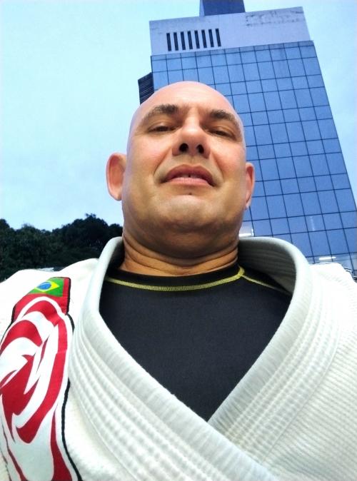 Charles Bastos Neves