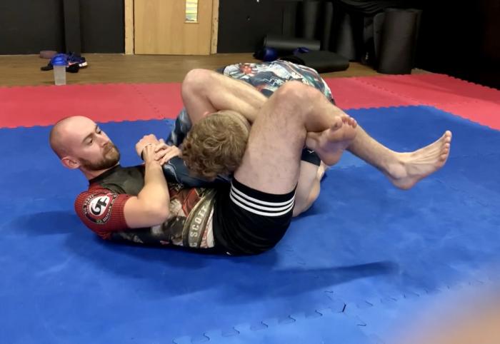 Practicing Triangle Choke in No-Gi