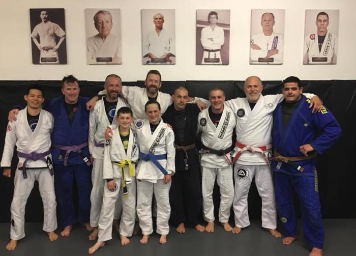 Training with Mauricio and my students at RGA