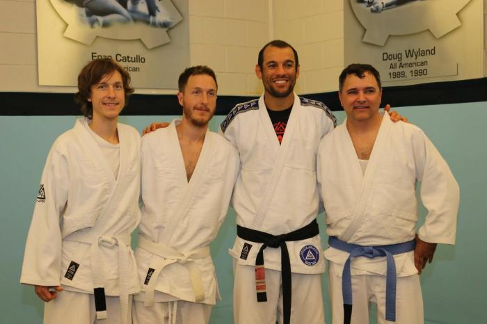 Blue belt · September 28, 2011 · Promoted by Gilson Fernandes